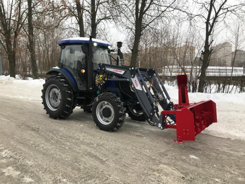 Трактор LOVOL TD904 с фронтальным погрузчиком и снегоротором CX210 TZ купить. Реальное фото. Официальный дилер во Владимире. +7 (4922) 77-14-47